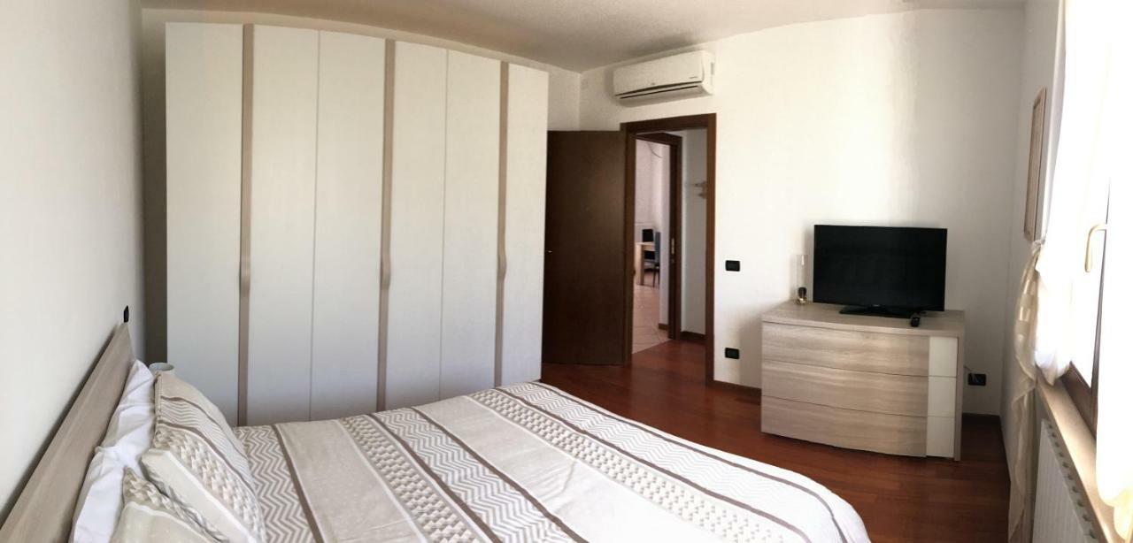 Hotel Casa Dany à Lugagnano Extérieur photo